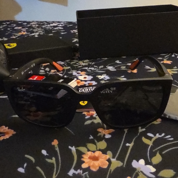 Ray-Ban Ferrari - Picture 10 of 10